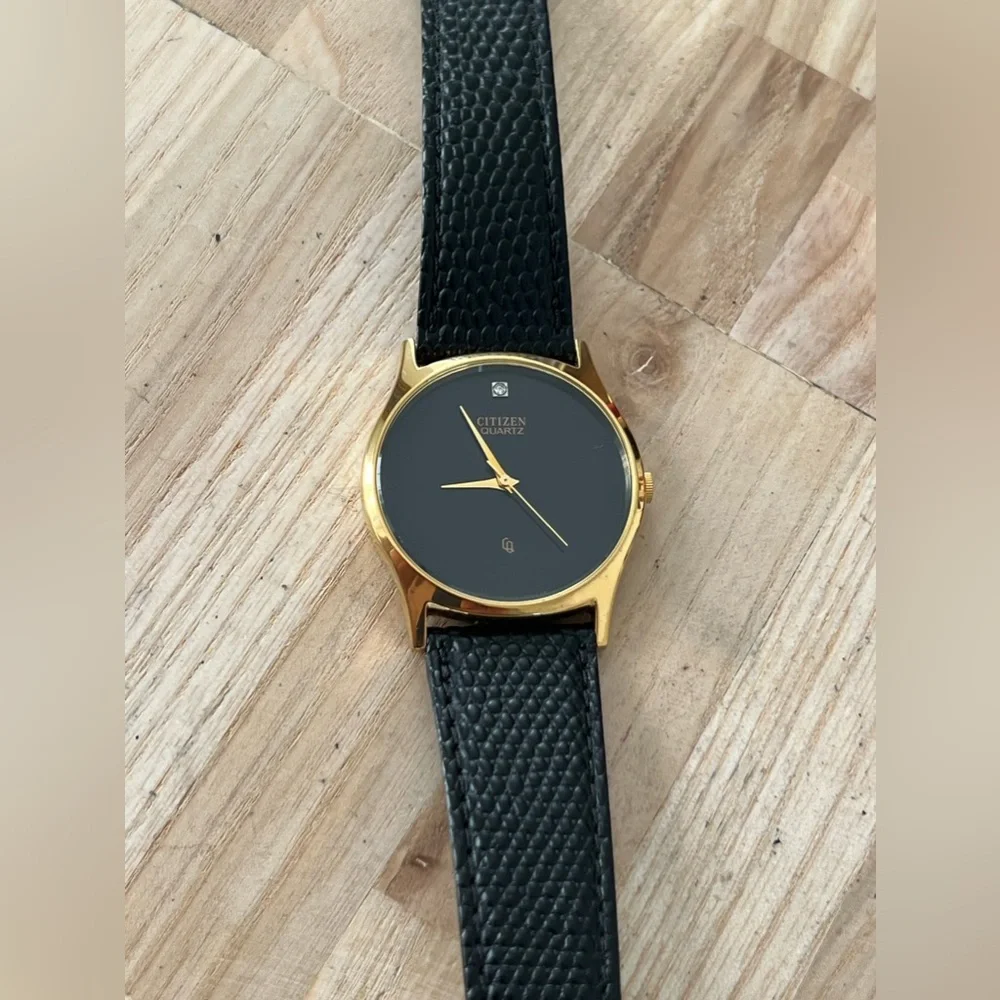 Citizen Gold Case Black Dial Men's Quartz Watch
